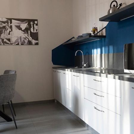 Etna Suite Design Apartments Катания Экстерьер фото