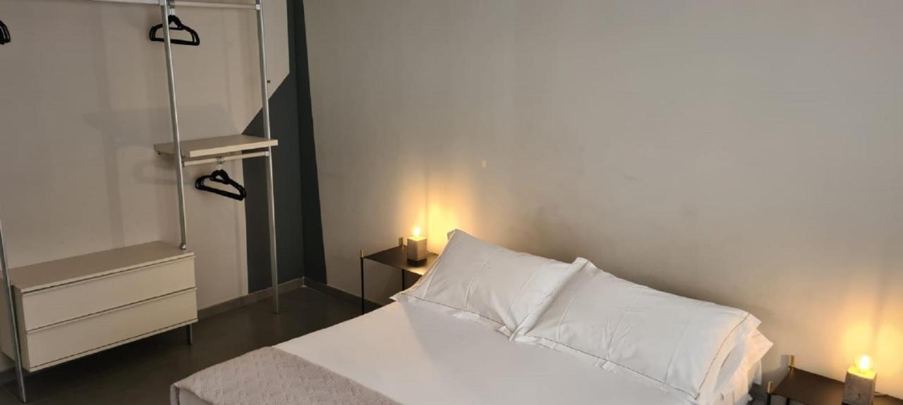 Etna Suite Design Apartments Катания Экстерьер фото