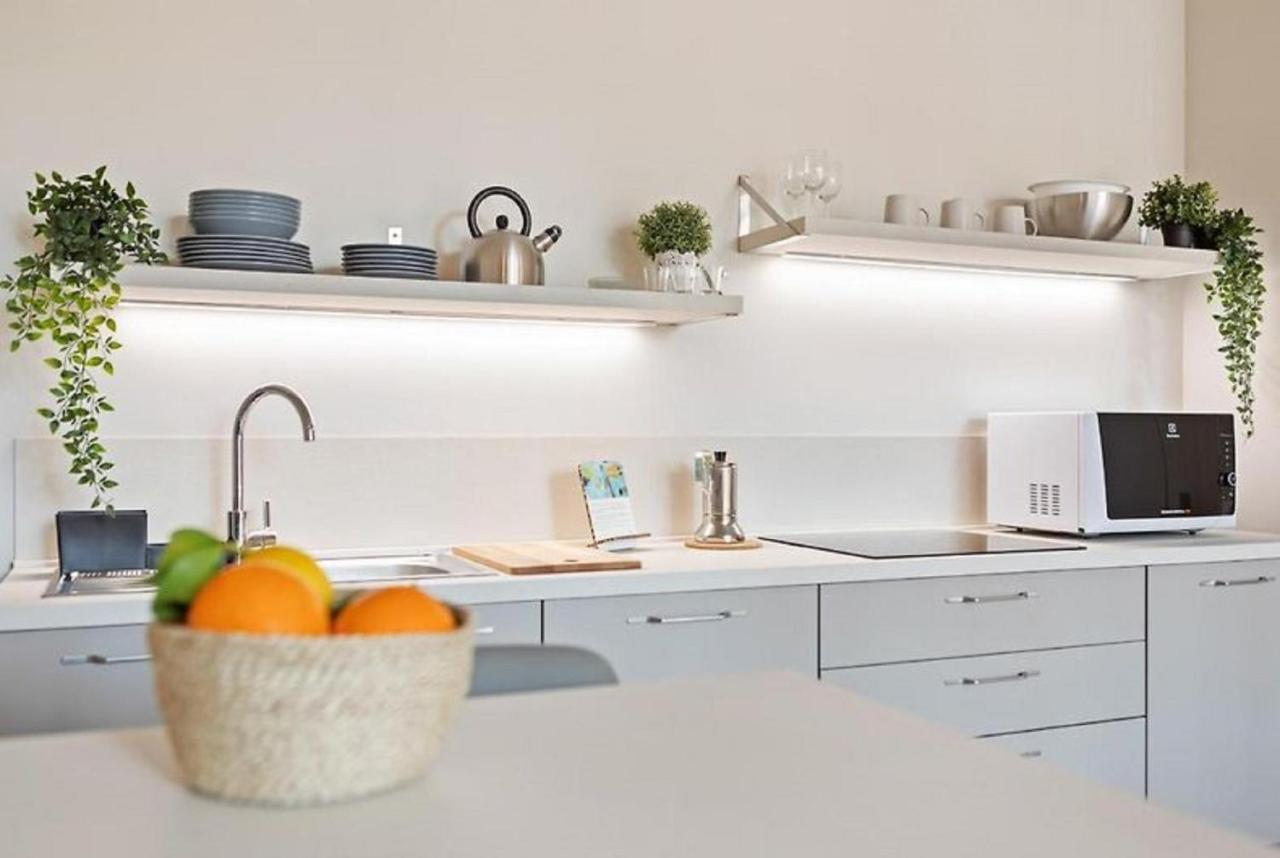 Etna Suite Design Apartments Катания Экстерьер фото
