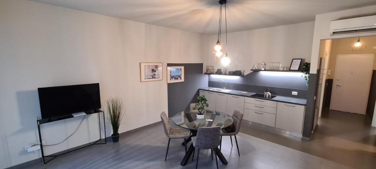 Etna Suite Design Apartments Катания Экстерьер фото
